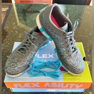 SKECHERS GoFlex Walk Women Sneaker Shoes Gray Turquoise Blue Size 7 M Goga Mat